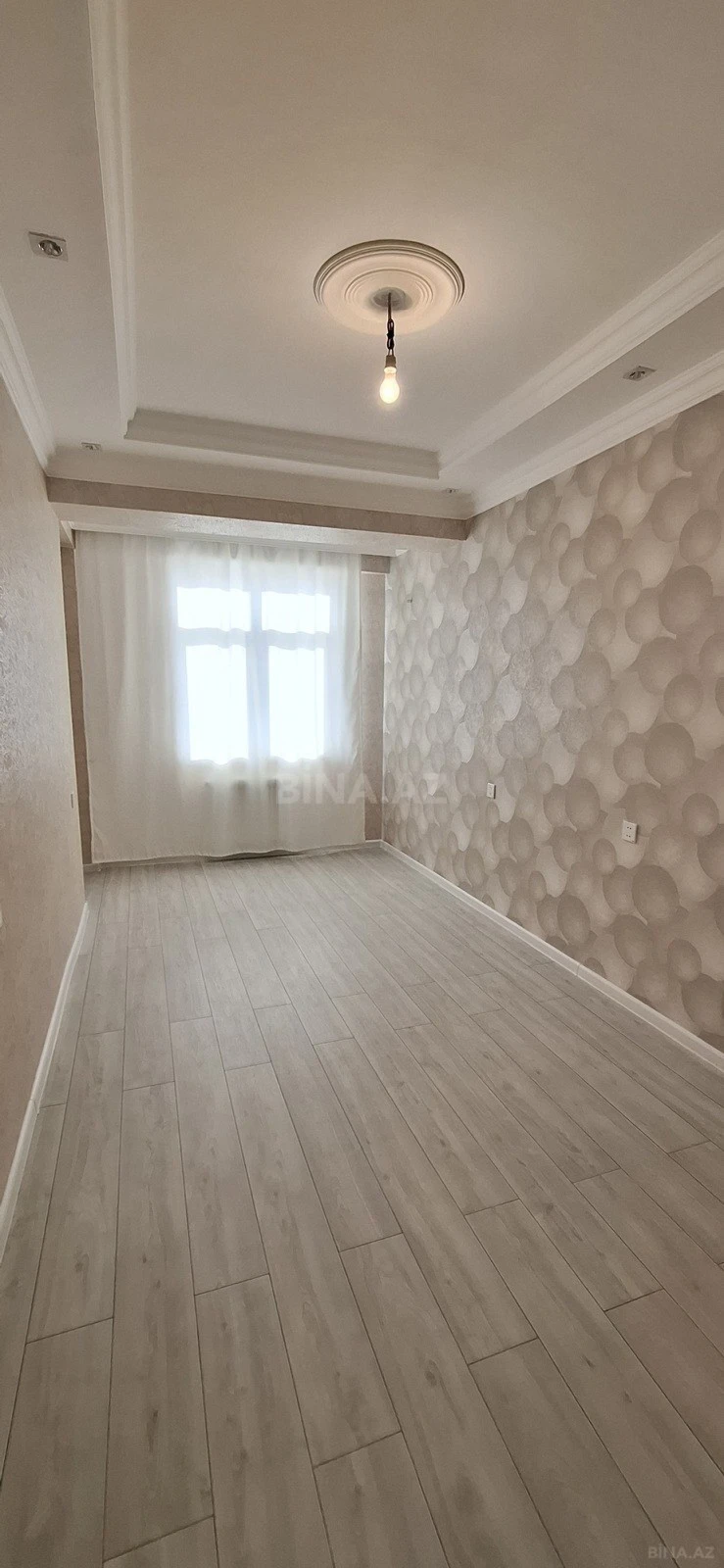 Satılır 3 otaqlı mənzil 102 m²
