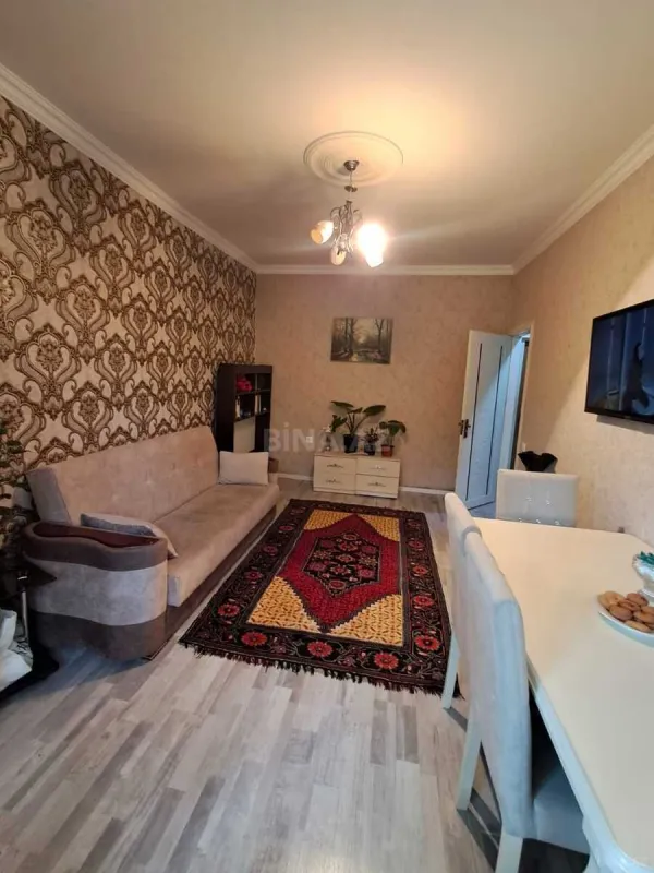 Kirayə verilir 2 otaqlı mənzil 52 m²