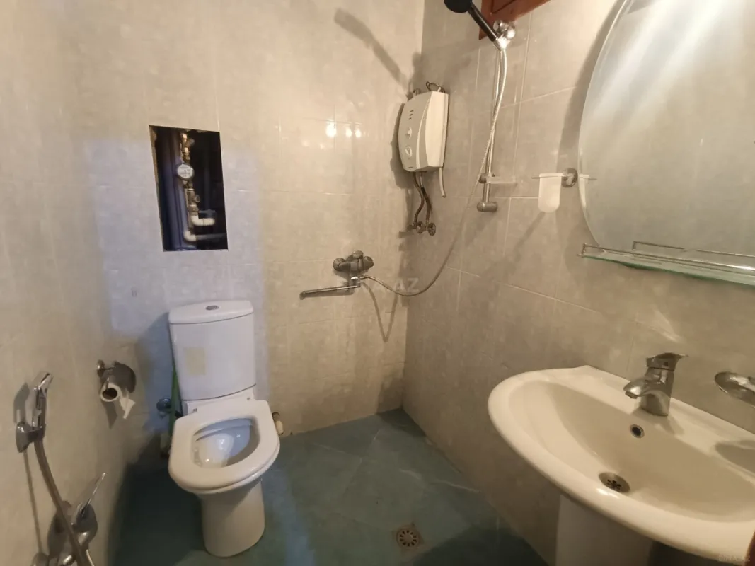 Kirayə verilir 2 otaqlı mənzil 60 m²