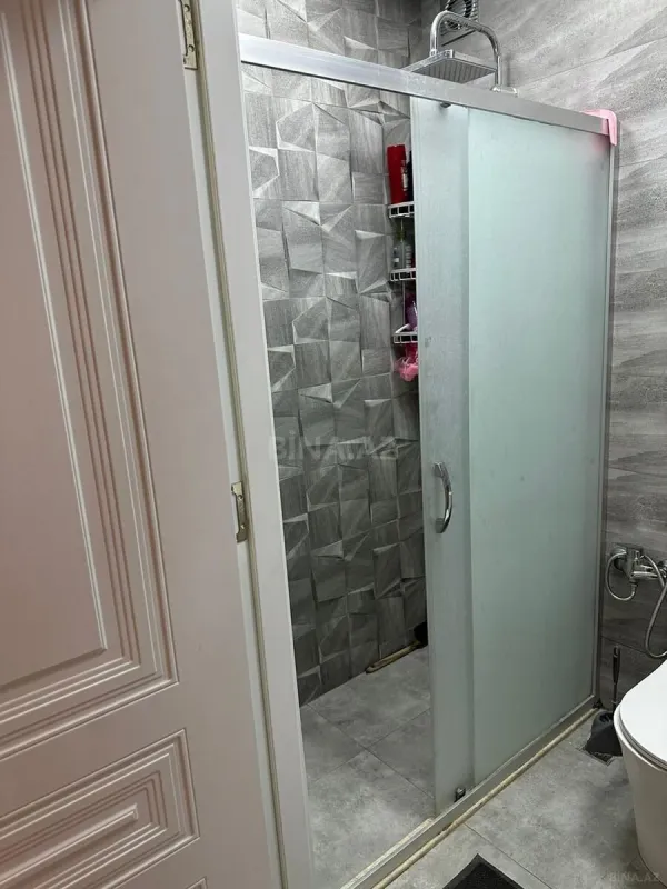 Kirayə verilir 2 otaqlı mənzil 58 m²