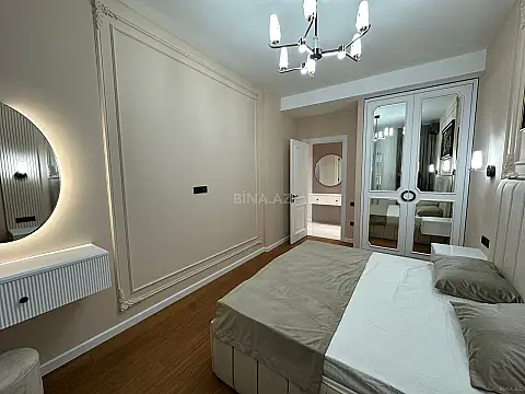 Satılır 2 otaqlı mənzil 76 m²