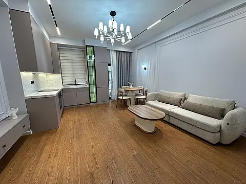 Satılır 2 otaqlı mənzil 76 m²