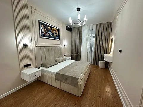 Satılır 2 otaqlı mənzil 76 m²