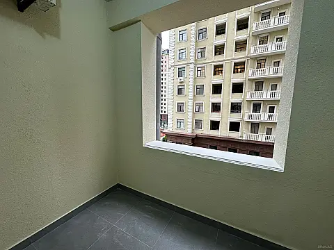 Satılır 2 otaqlı mənzil 76 m²