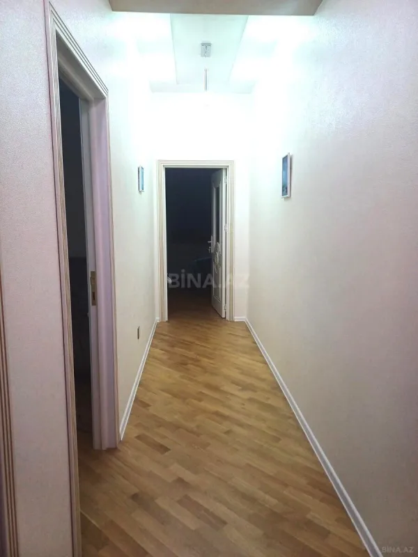 Kirayə verilir 2 otaqlı mənzil 120 m²