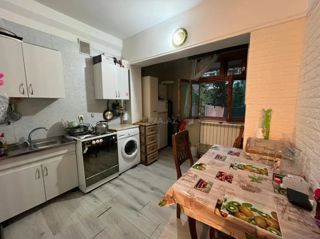 Satılır 2 otaqlı mənzil 45 m²