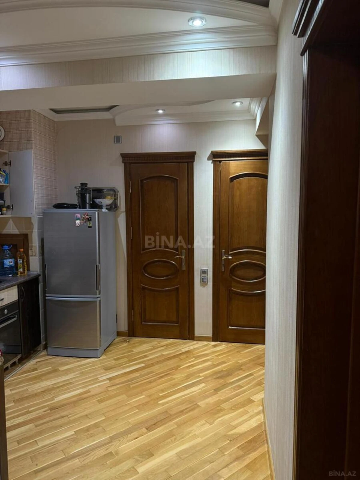 Satılır 3 otaqlı mənzil 95 m²