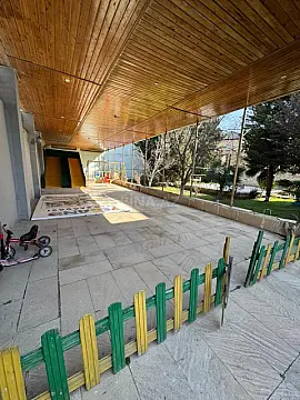 Satılır 7 otaqlı həyət evi 560 m²