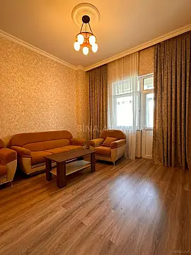 Satılır 2 otaqlı mənzil 58 m²