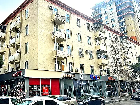 Satılır 3 otaqlı mənzil 85 m² — Bakı 3 otaq 85.00 m²
