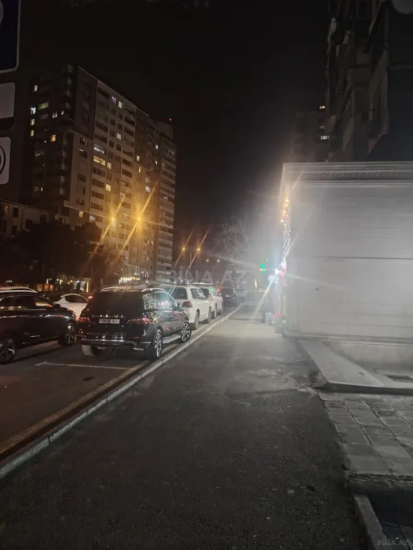 Satılır 2 otaqlı mənzil 70 m²