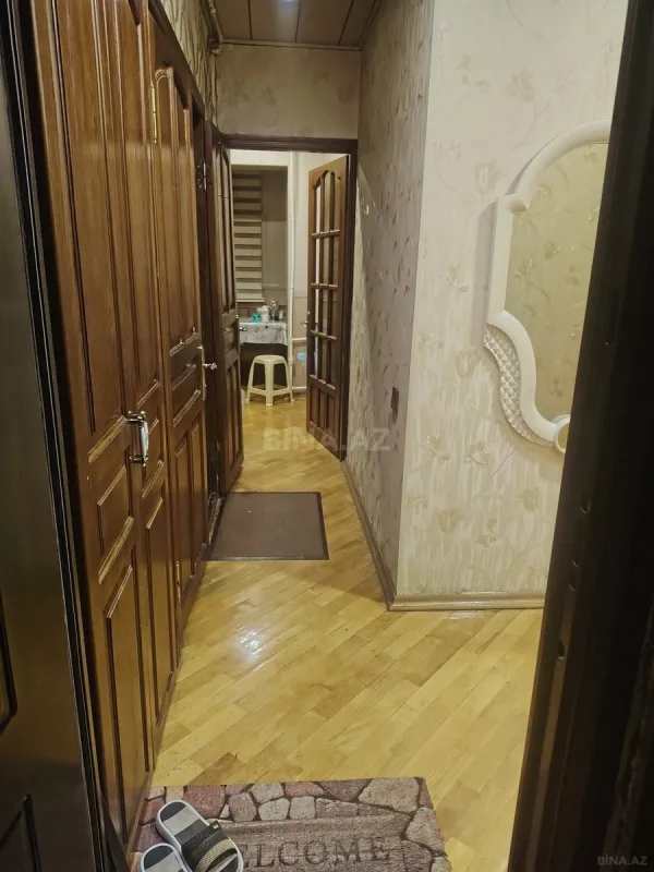 Satılır 2 otaqlı mənzil 70 m²