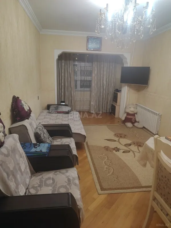 Satılır 2 otaqlı mənzil 70 m²