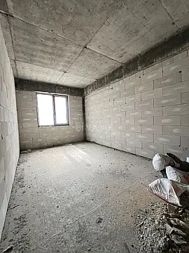 Satılır 3 otaqlı mənzil 135 m²