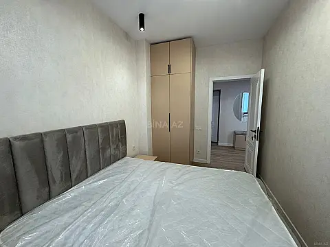 Kirayə verilir 2 otaqlı mənzil 85 m²