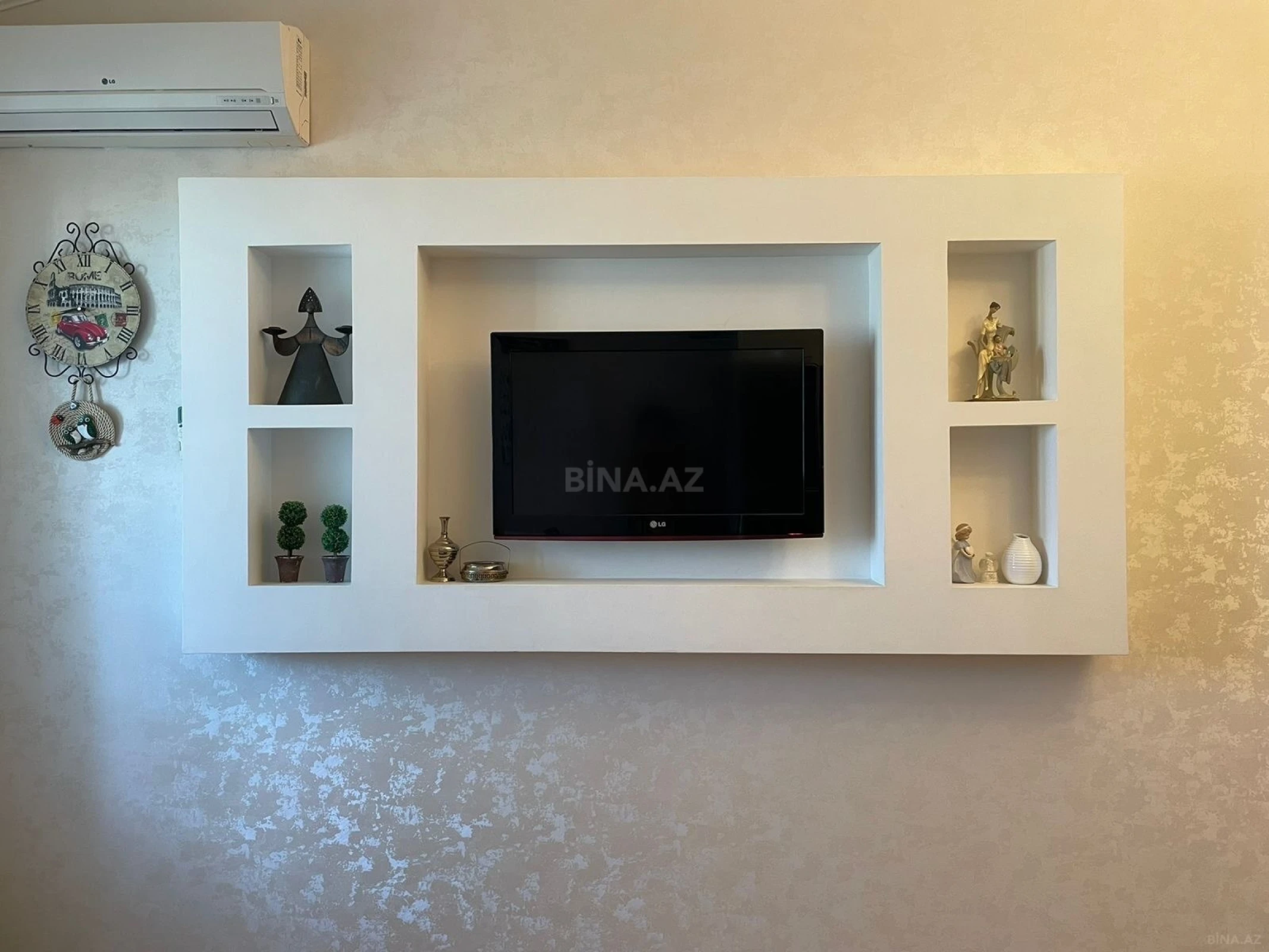 Satılır 2 otaqlı mənzil 69 m²