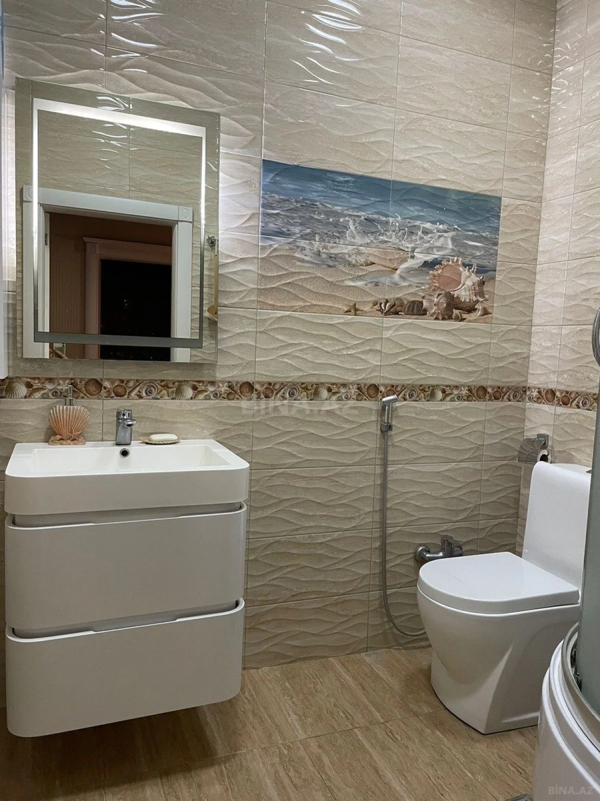 Satılır 2 otaqlı mənzil 69 m²