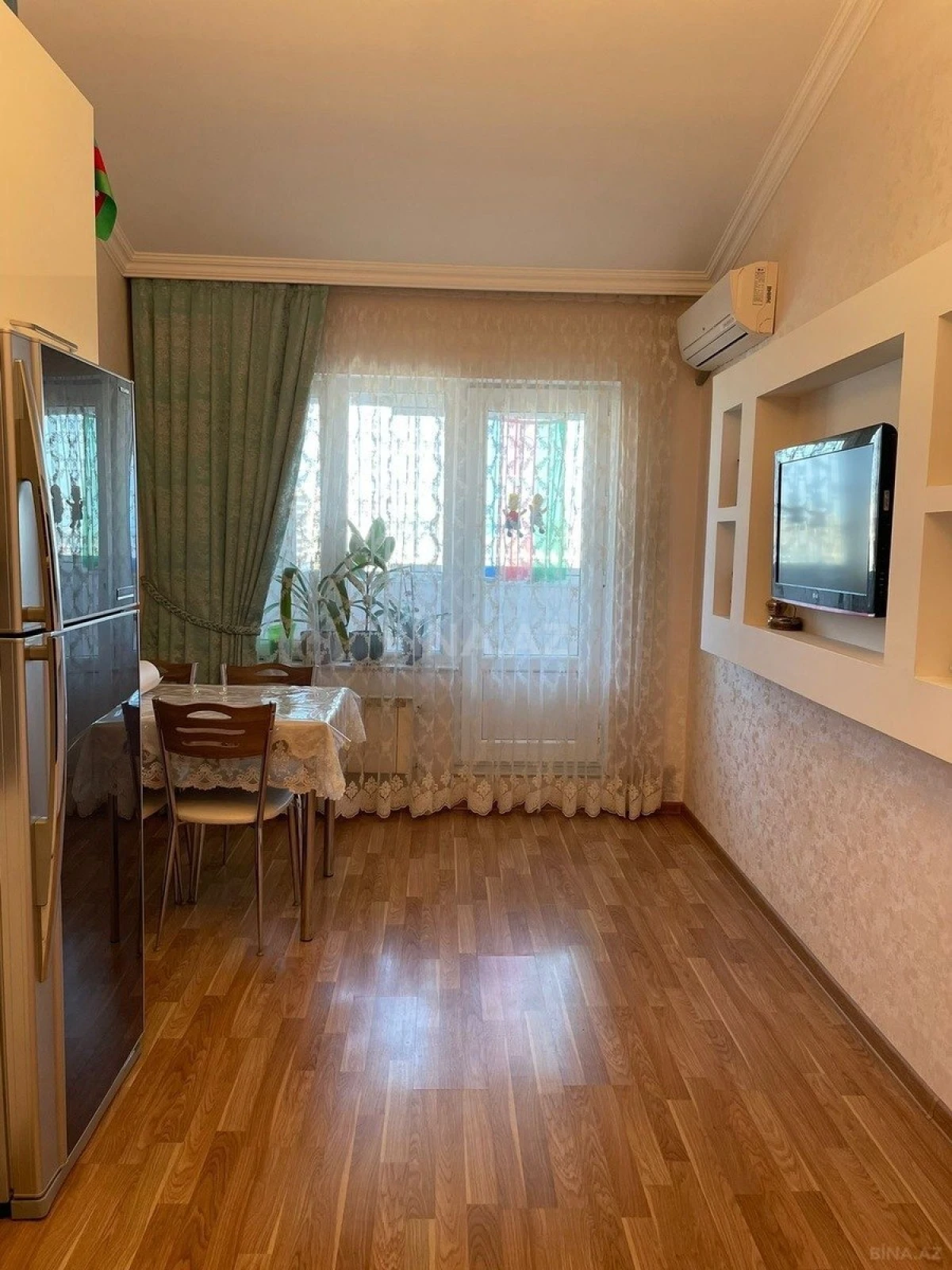 Satılır 2 otaqlı mənzil 69 m²