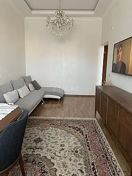 Satılır 2 otaqlı mənzil 69 m²