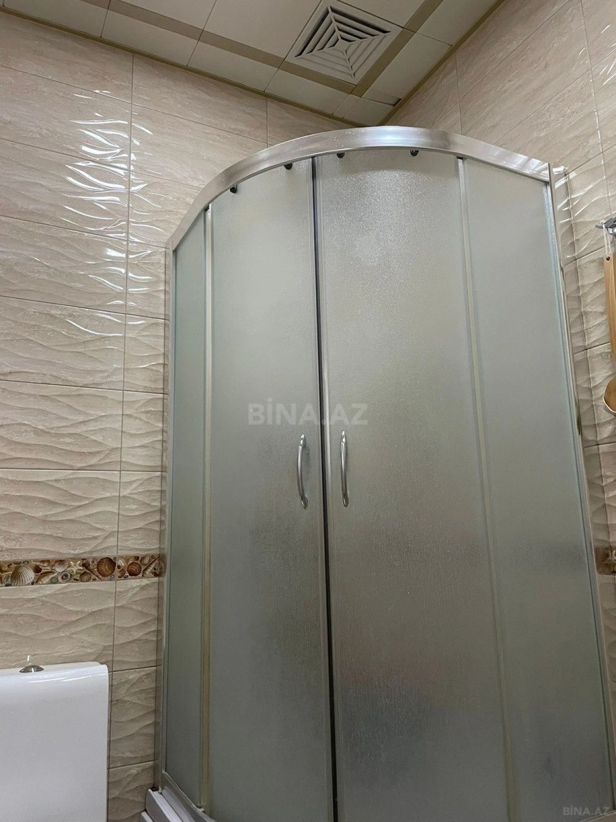 Satılır 2 otaqlı mənzil 69 m²