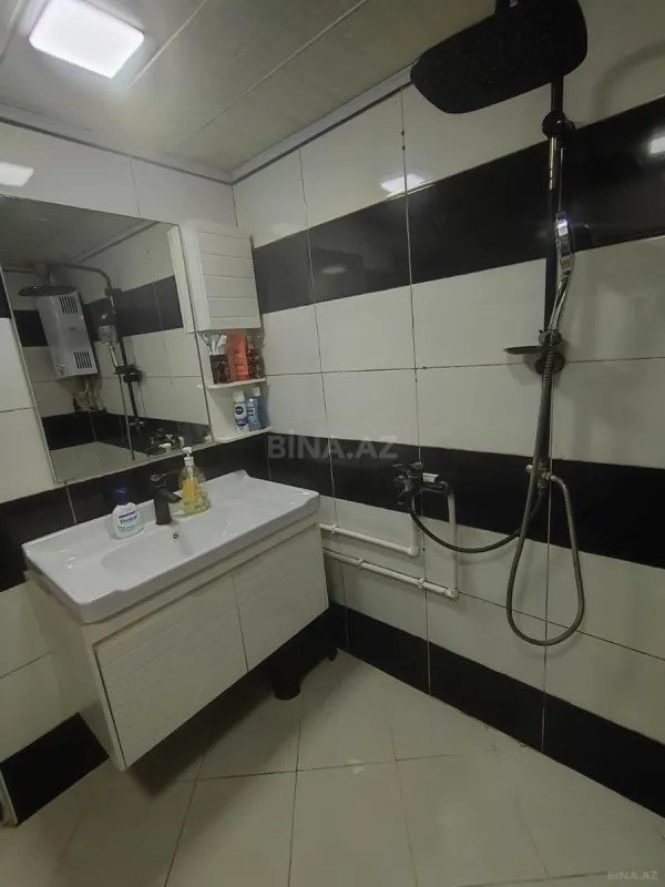 Satılır 2 otaqlı mənzil 45 m²