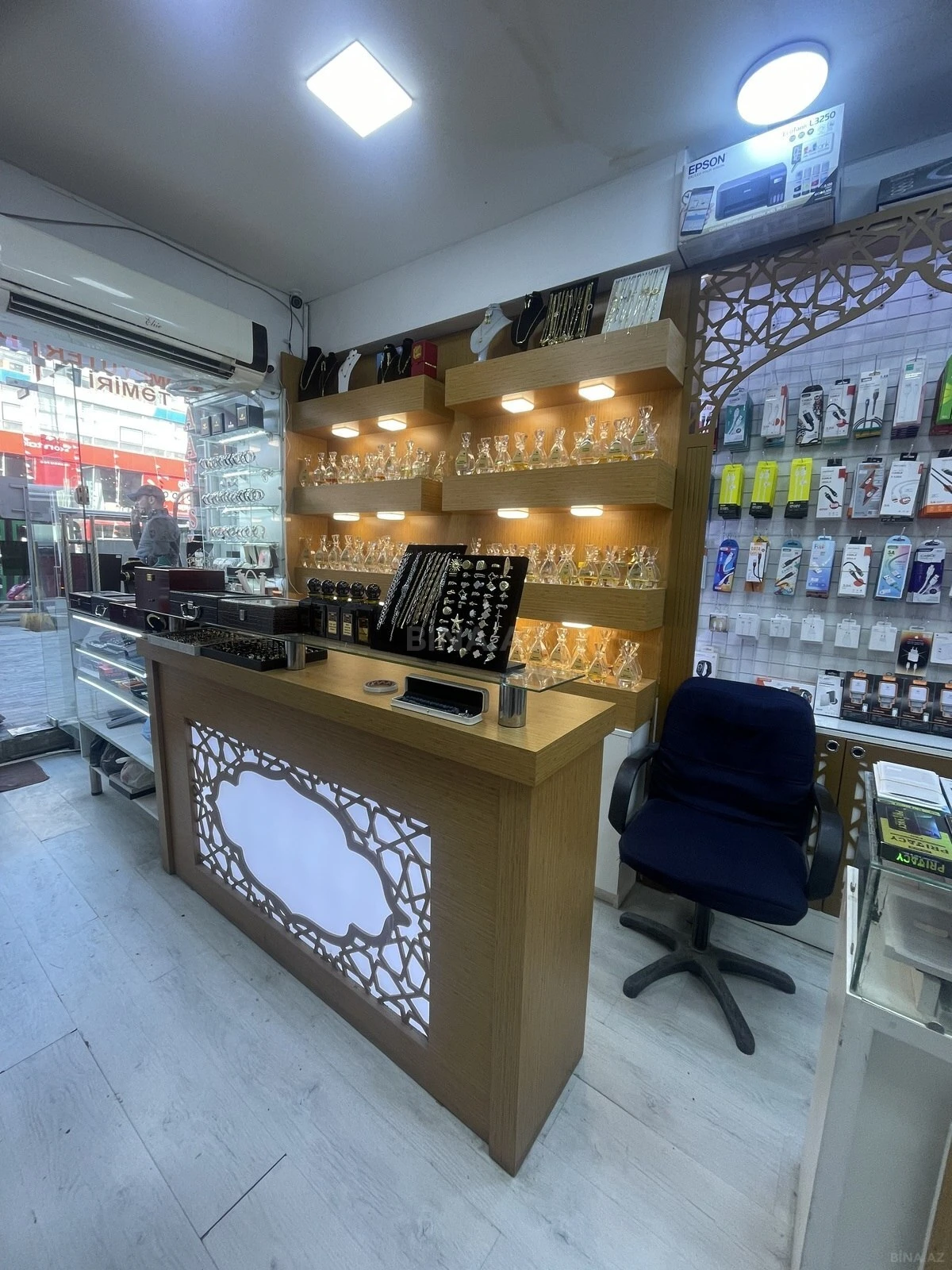 Kirayə verilir obyekt 13 m²