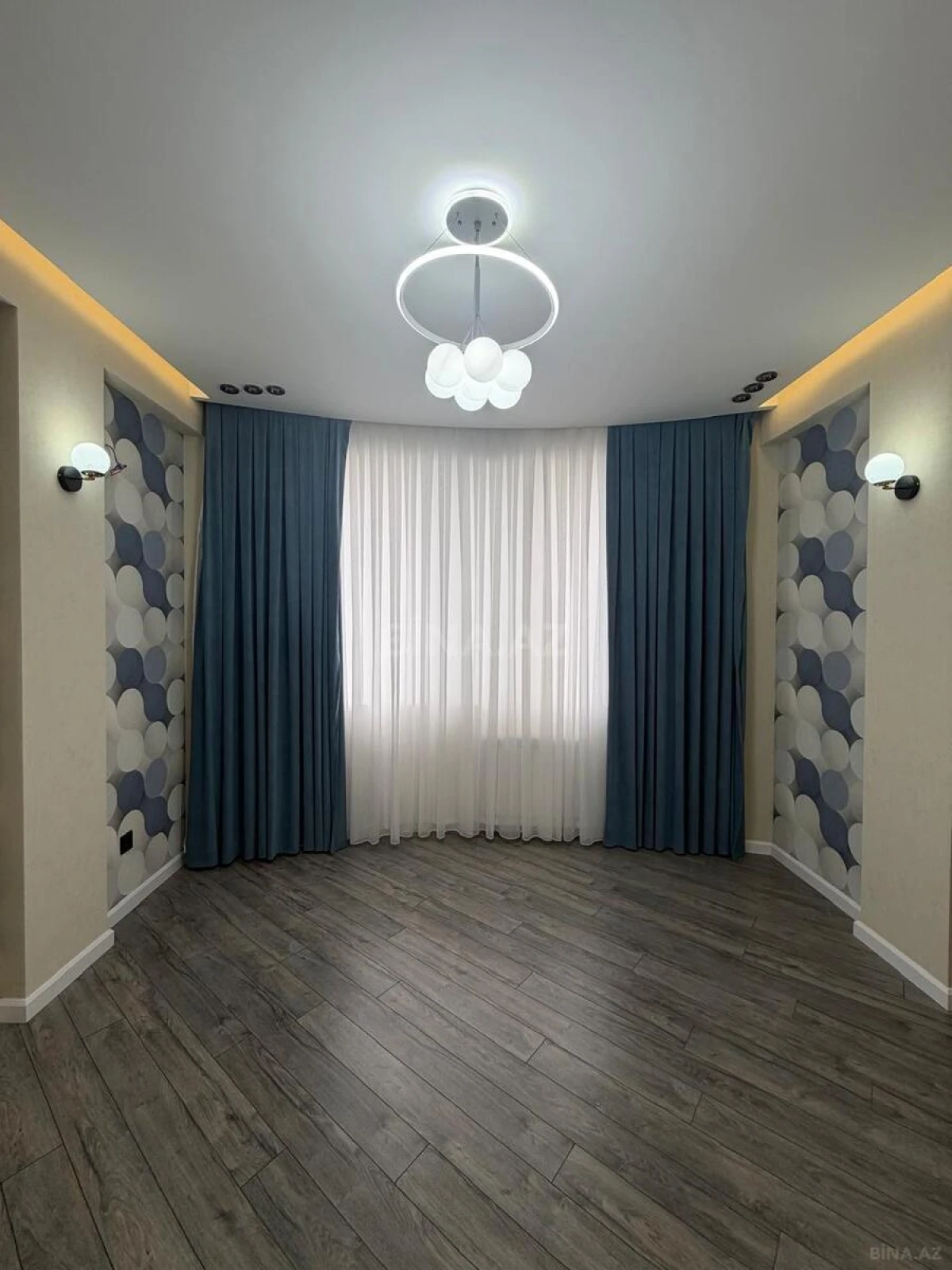 Satılır 3 otaqlı mənzil 100 m²