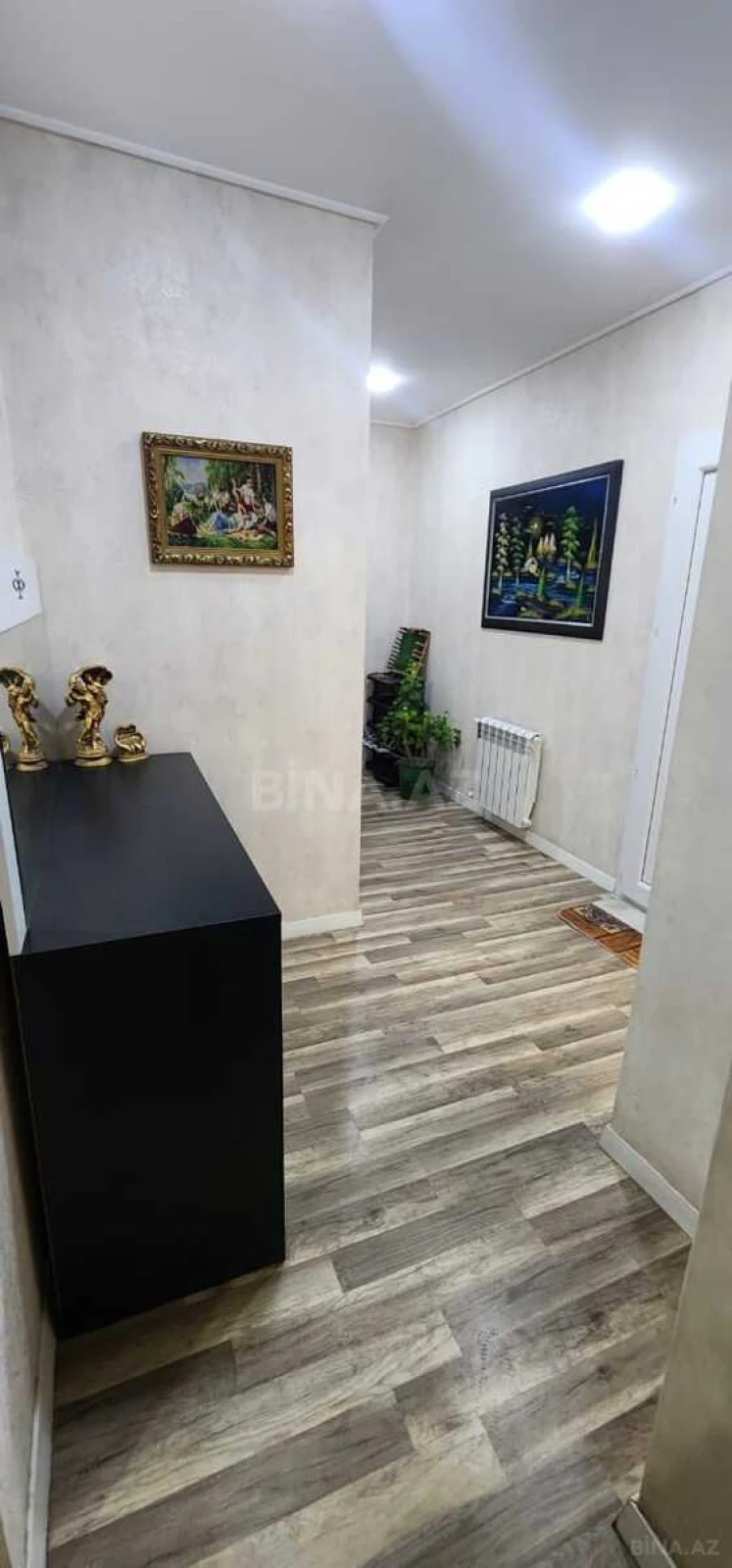 Kirayə verilir 2 otaqlı mənzil 70 m²
