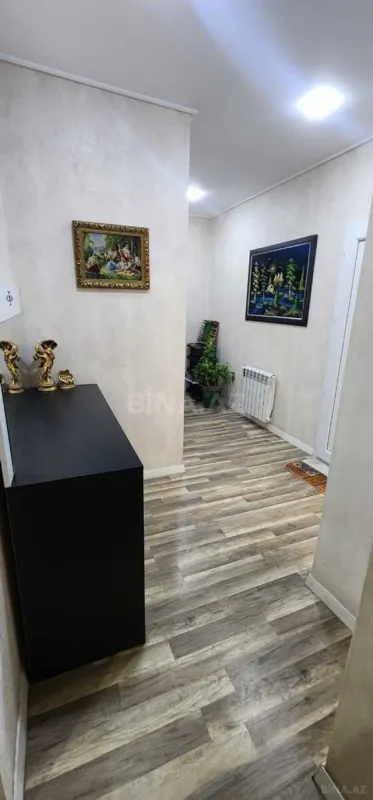Kirayə verilir 2 otaqlı mənzil 70 m²