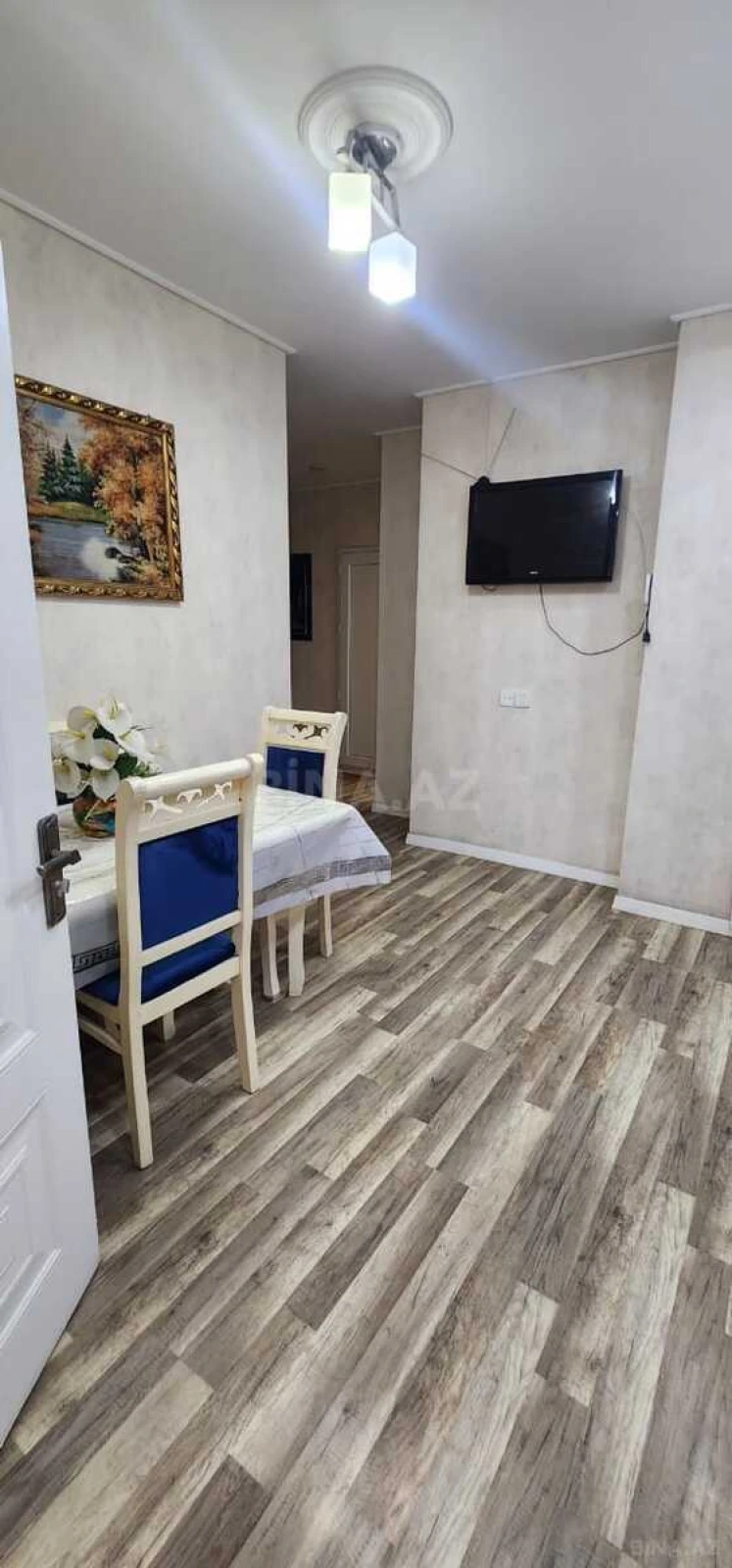 Kirayə verilir 2 otaqlı mənzil 70 m²