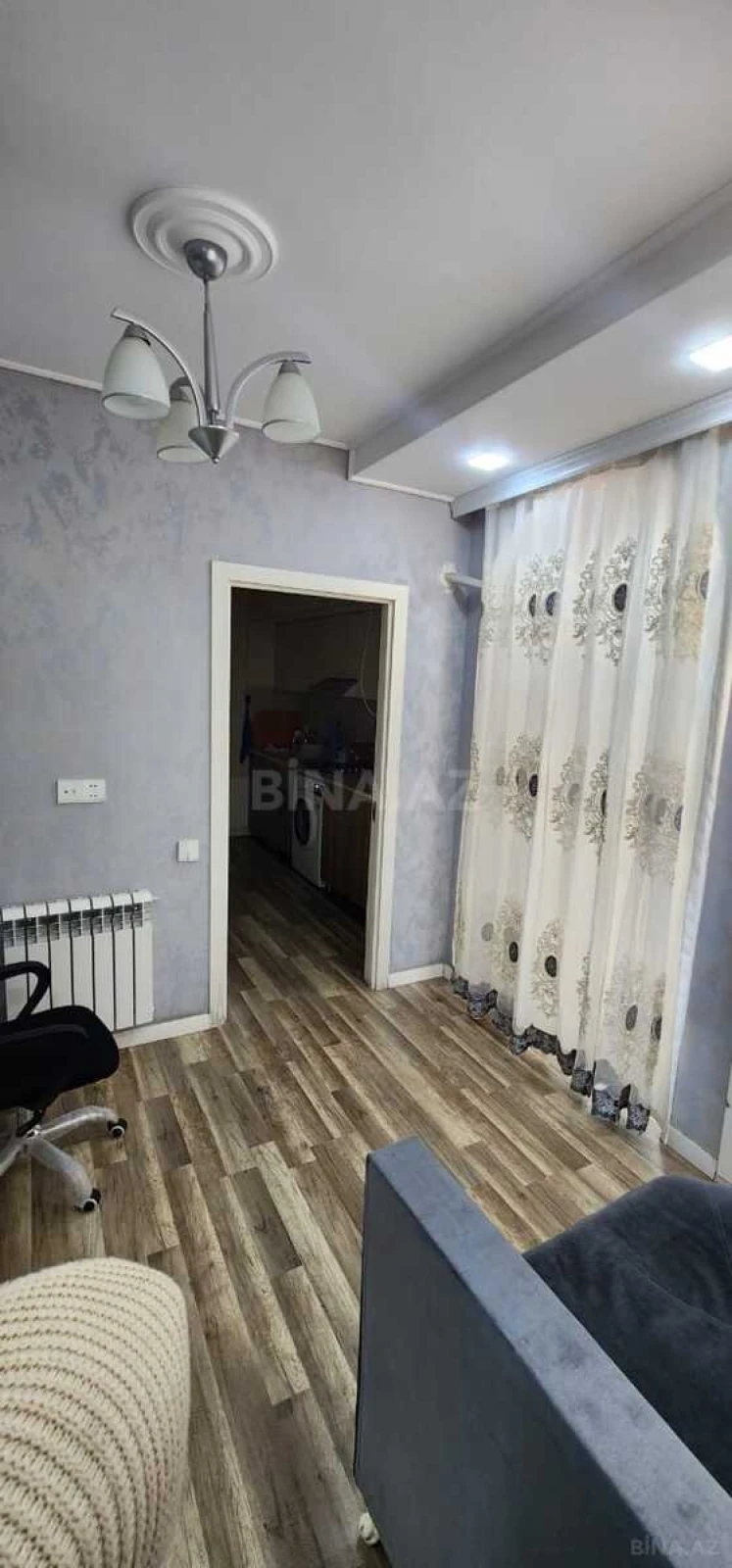 Kirayə verilir 2 otaqlı mənzil 70 m²