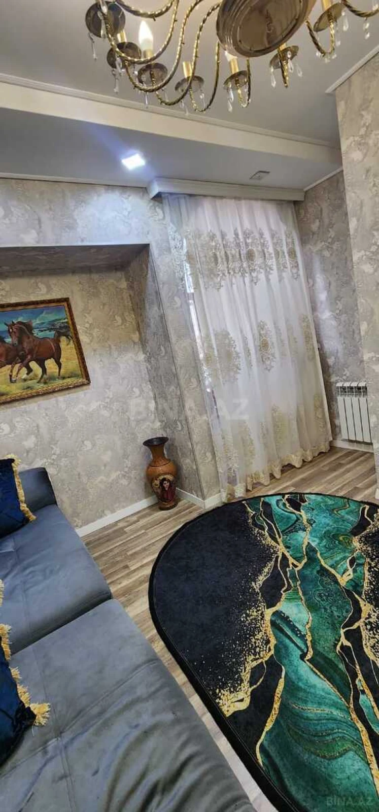 Kirayə verilir 2 otaqlı mənzil 70 m²