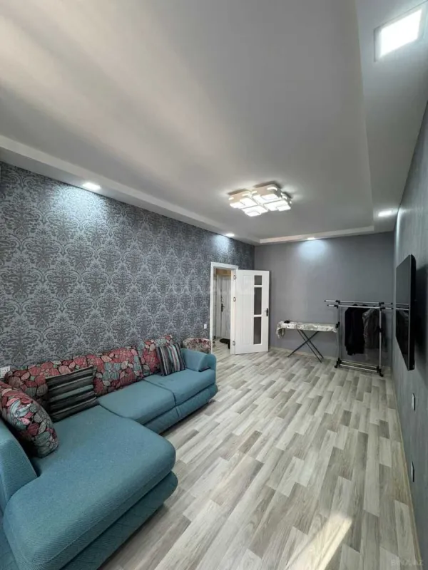 Satılır 2 otaqlı mənzil 52 m²