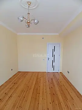 Satılır 4 otaqlı mənzil 110 m²