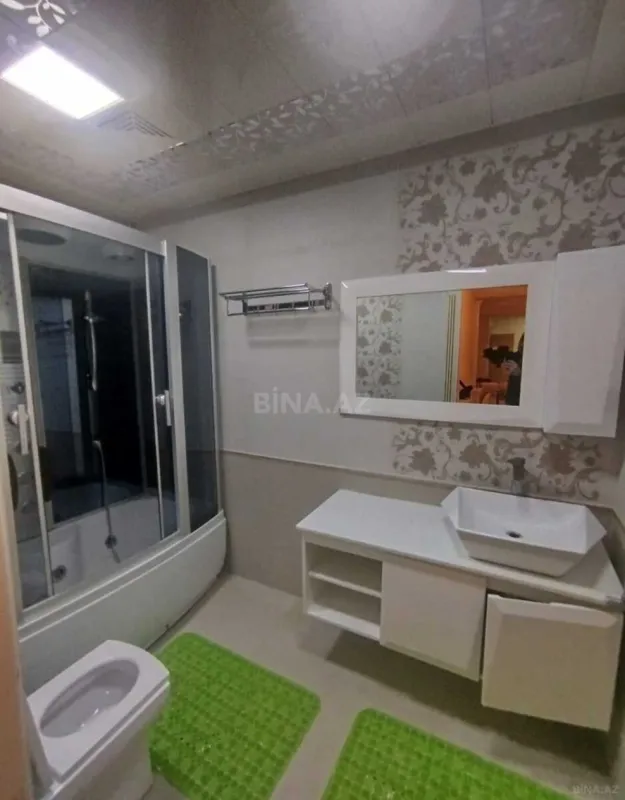 Satılır 5 otaqlı mənzil 225 m²