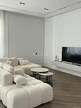 Kirayə verilir 5 otaqlı həyət evi 320 m²