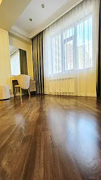 Kirayə verilir 3 otaqlı mənzil 180 m²