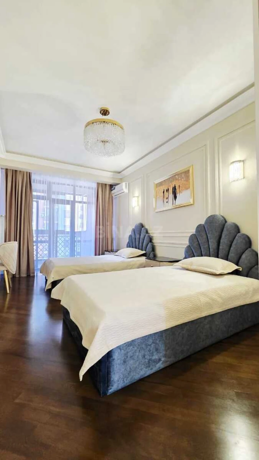 Kirayə verilir 3 otaqlı mənzil 180 m²