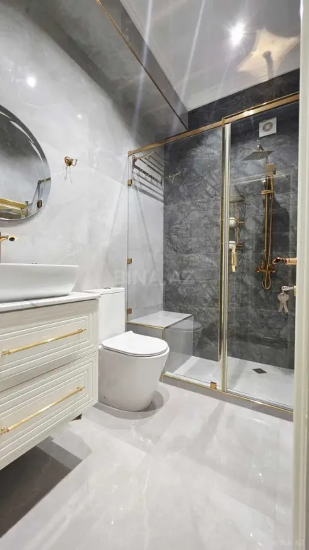 Kirayə verilir 3 otaqlı mənzil 180 m²