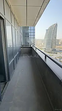 Satılır 4 otaqlı mənzil 159.1 m²