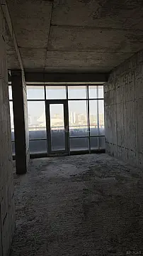 Satılır 4 otaqlı mənzil 159.1 m²