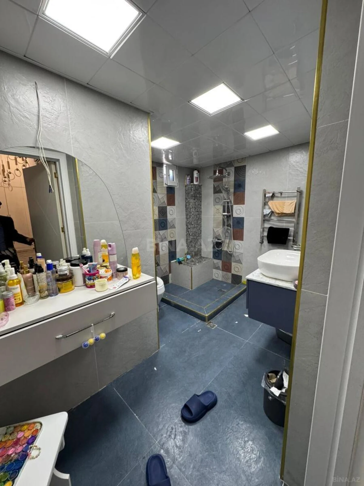 Satılır 3 otaqlı mənzil 115 m²