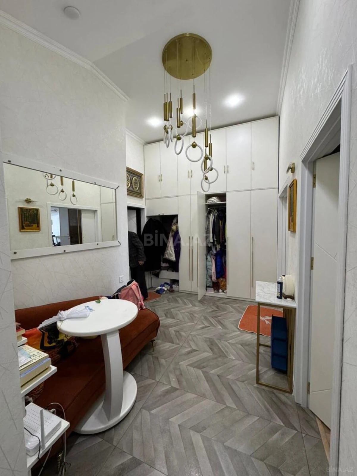 Satılır 3 otaqlı mənzil 115 m²