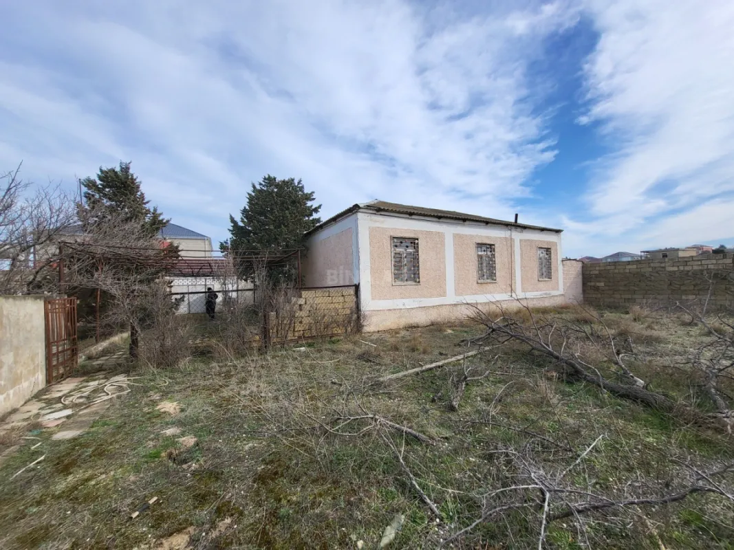 Satılır 4 otaqlı həyət evi 100 m²