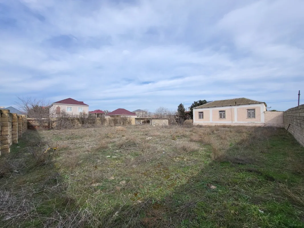 Satılır 4 otaqlı həyət evi 100 m²