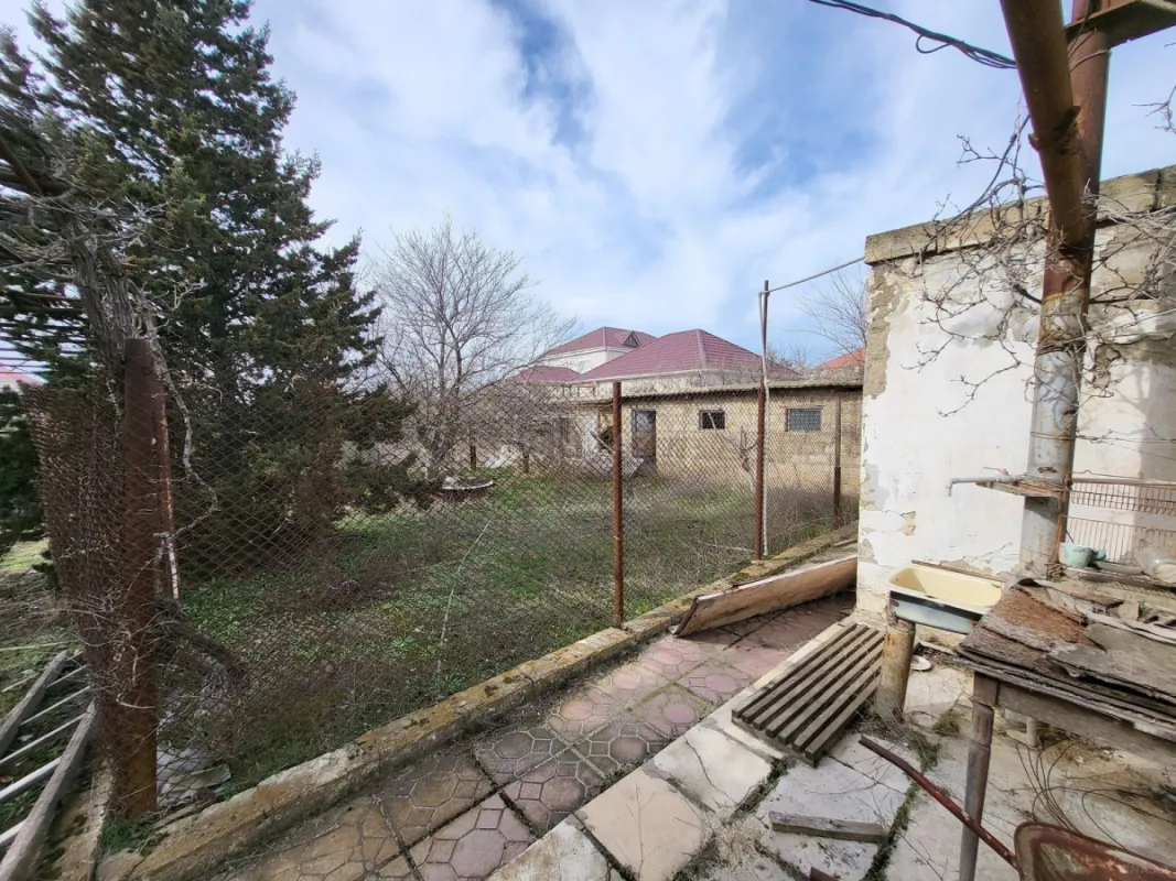 Satılır 4 otaqlı həyət evi 100 m²