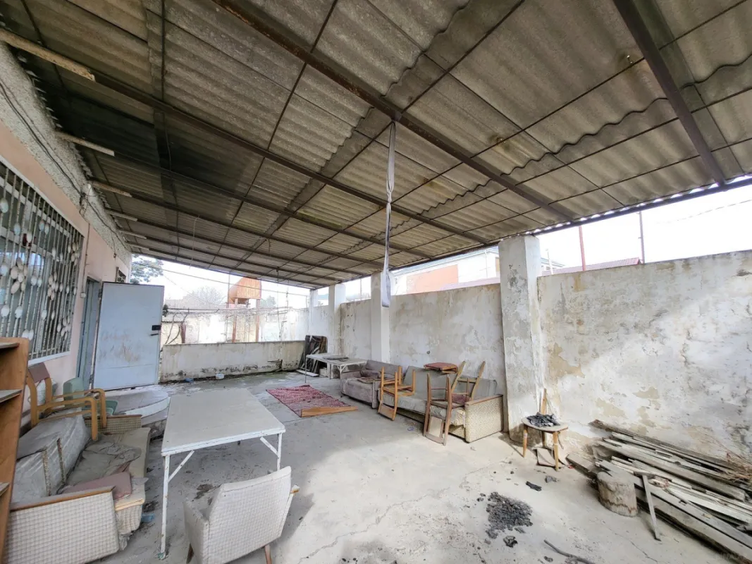 Satılır 4 otaqlı həyət evi 100 m²