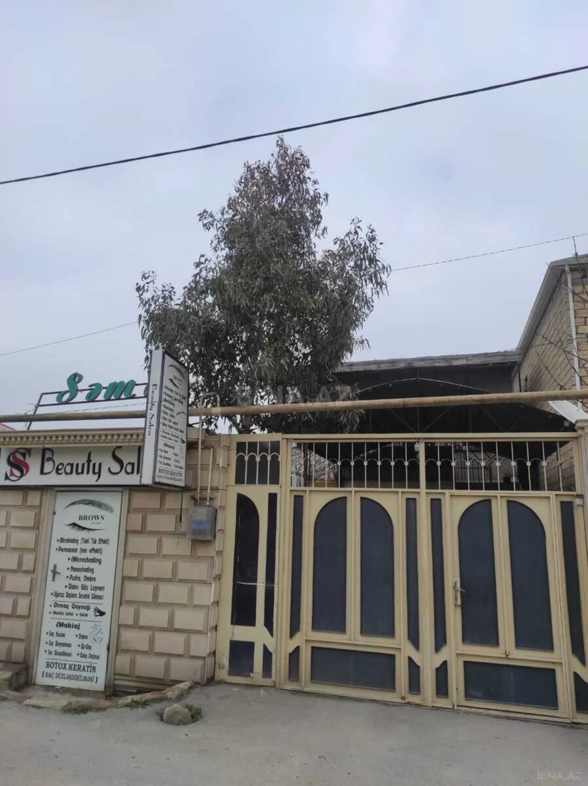 Satılır 8 otaqlı həyət evi 180 m²