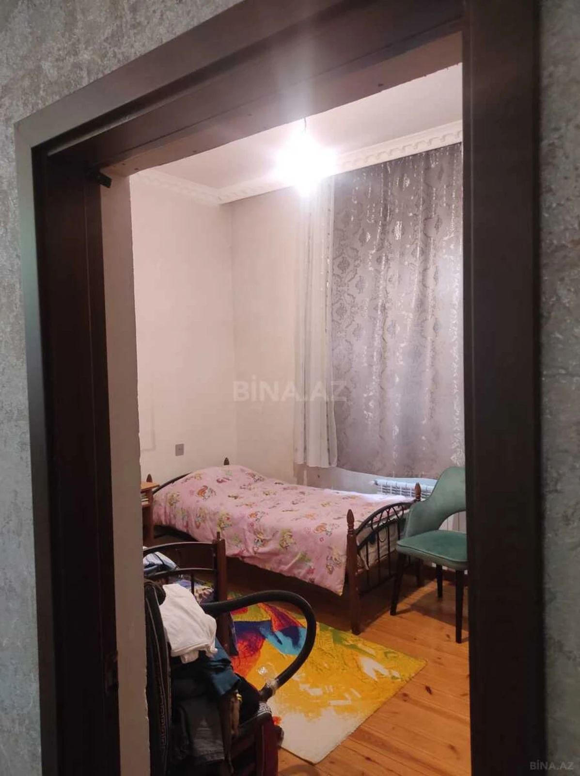 Satılır 8 otaqlı həyət evi 180 m²