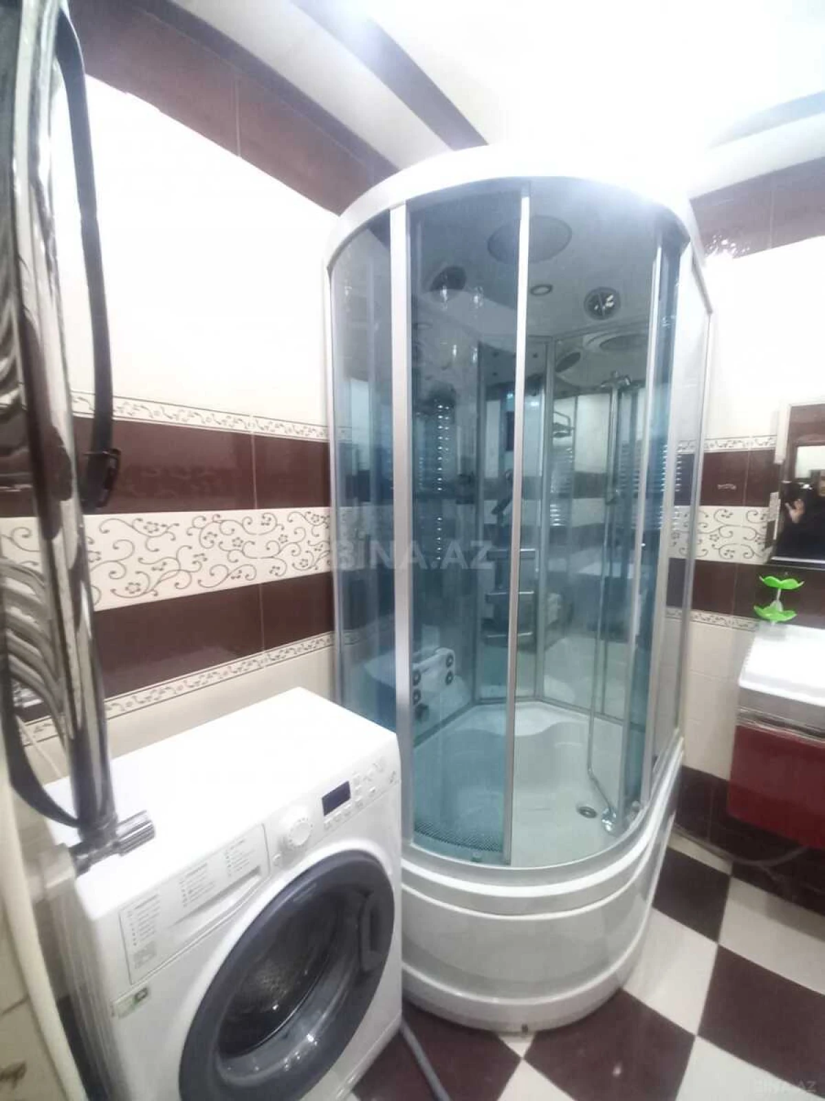 Kirayə verilir 3 otaqlı mənzil 105 m²